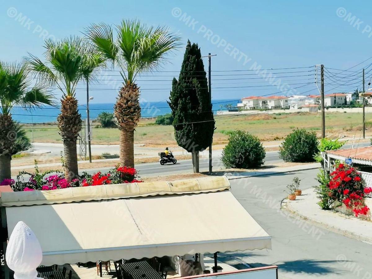 Lysia Sea-View Apartment ラルナカ エクステリア 写真