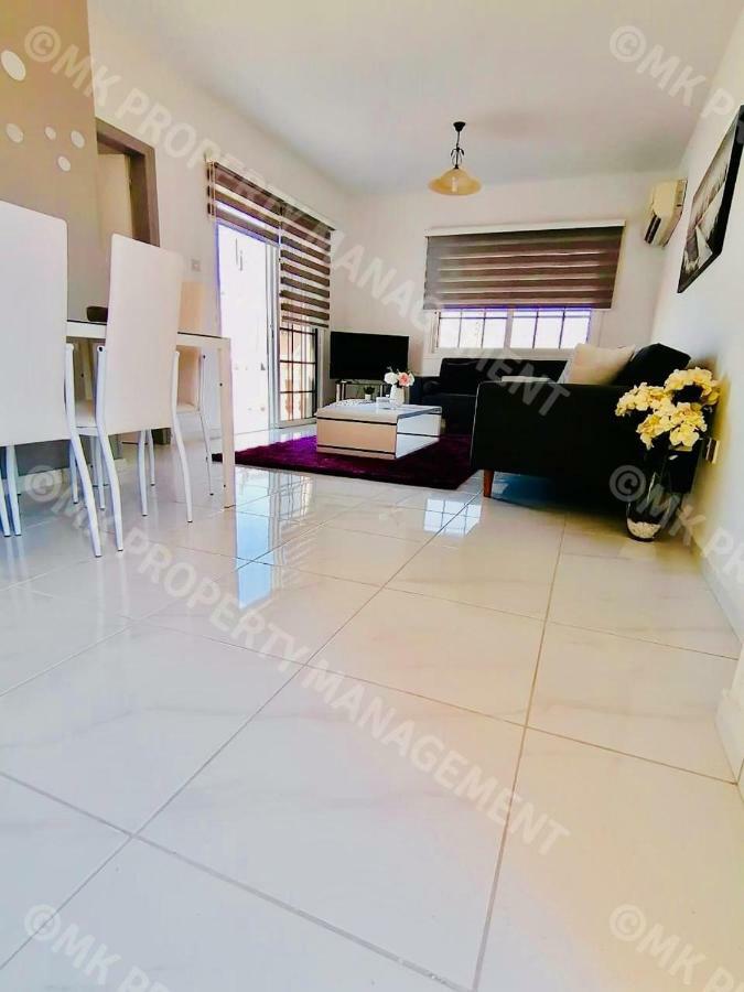 Lysia Sea-View Apartment ラルナカ エクステリア 写真