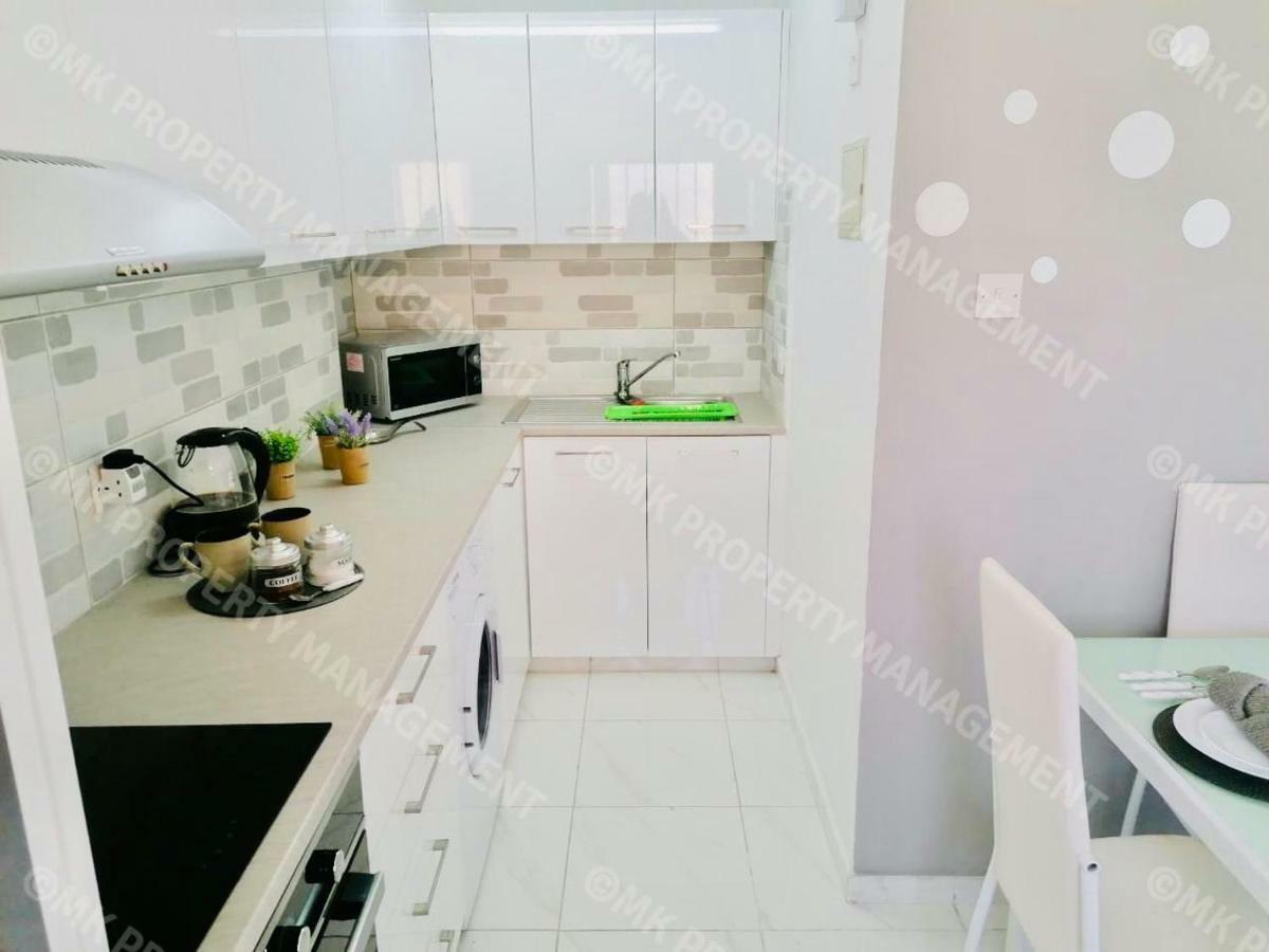 Lysia Sea-View Apartment ラルナカ エクステリア 写真