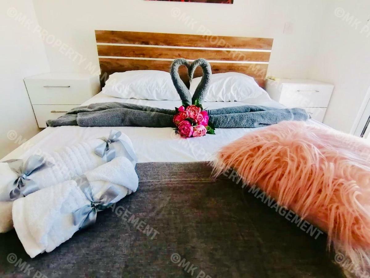 Lysia Sea-View Apartment ラルナカ エクステリア 写真