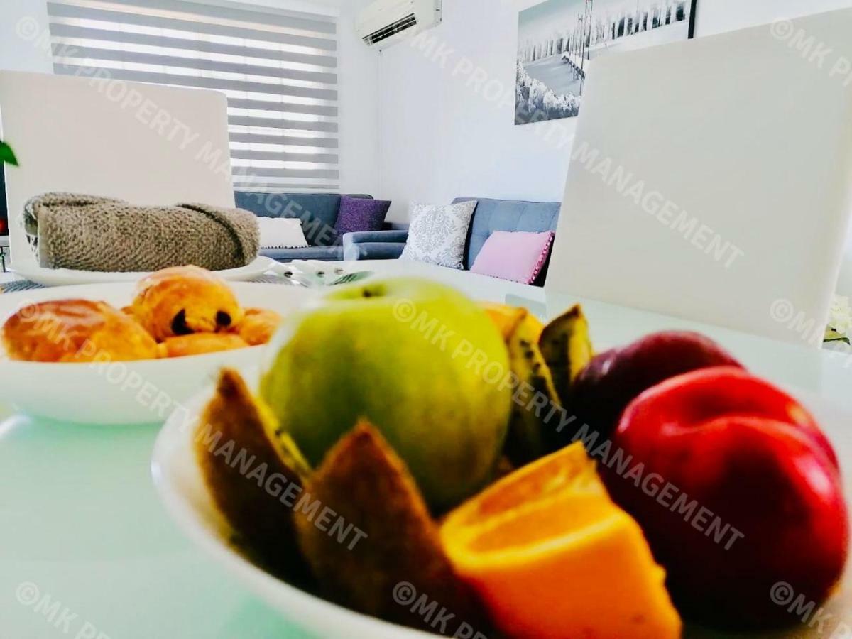 Lysia Sea-View Apartment ラルナカ エクステリア 写真